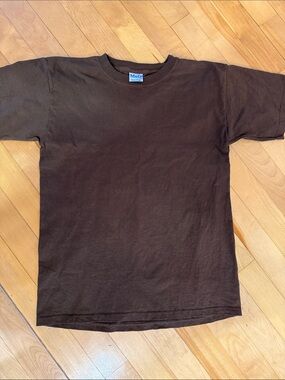 Basic Kids Short-Sleeve Tee in Dark Brown - Comfort Crewneck
